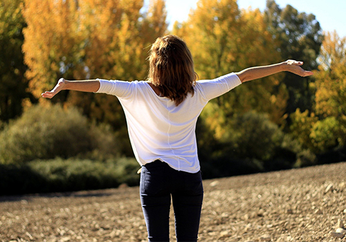 Vrouw gebruikt mindfulness om beter te musiceren